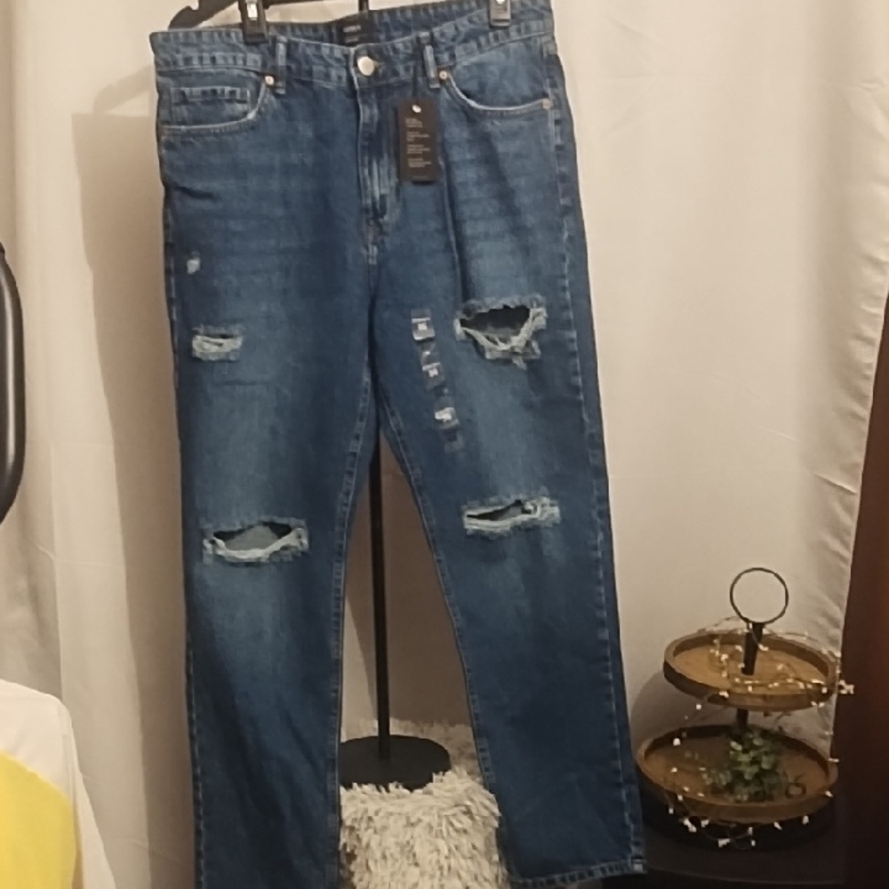 Forever 21 Men's Relaxed Distressed Denim Jeans